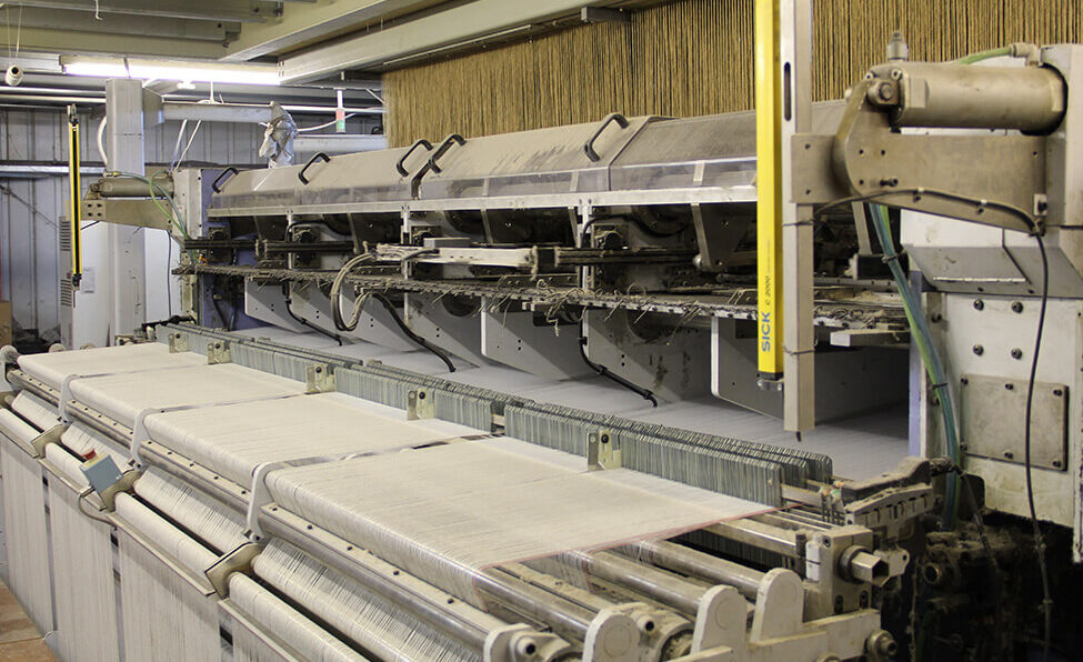 HepcoMotion - 까다로운 작업환경의 카펫 제조 공정에서 10년 이상 사용하면서도 별도의 유지보수가 필요 없는 최고의 솔루션임이 증명된 HepcoMotion의 GV3 소개