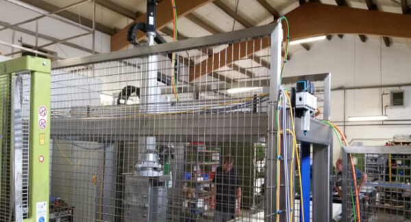 HepcoMotion - 식품 제조용 XZ 커팅(절단) 시스템