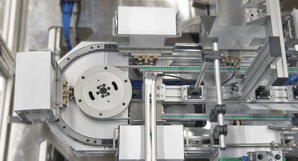 HepcoMotion - 마스크 포장 어플리케이션 | DTS 구동 트랙 시스템