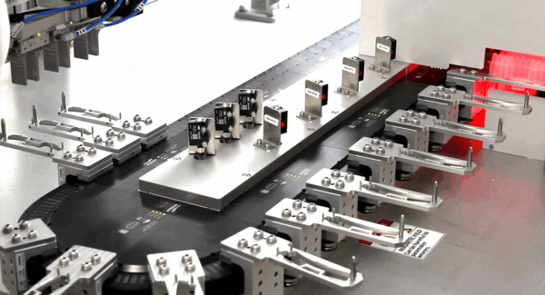 HepcoMotion - 자동 검사 및 라벨링 시스템 | Beckhoff XTS용 GFX 가이드